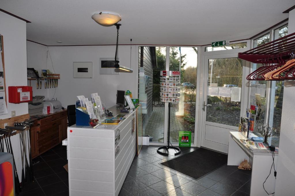 Vakantiepark de Bronzen Eik Sellingen Buitenkant foto