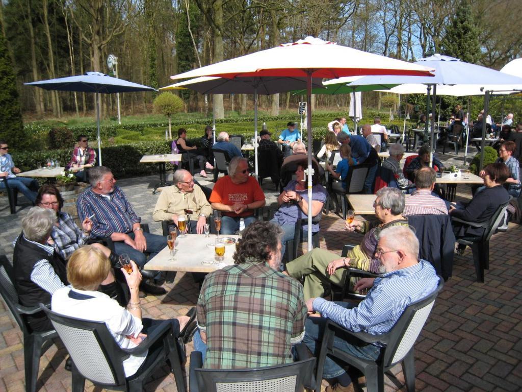 Vakantiepark de Bronzen Eik Sellingen Buitenkant foto